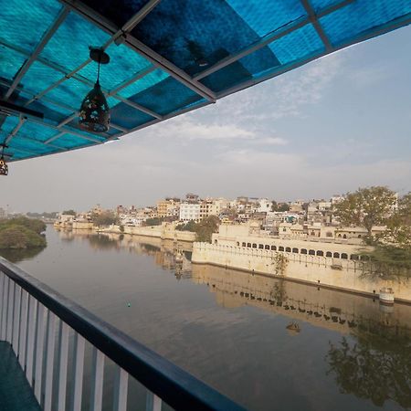 Venice View Hotel & Restaurant Udaipur Eksteriør billede